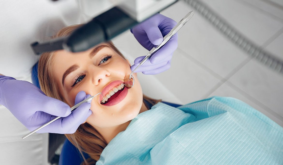 Estetik Diş Hekimliği Nedir? Gülüşünüzü Güzelleştirmenin Bilimsel Yolu